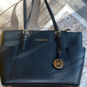 Michael Kors black tote purse